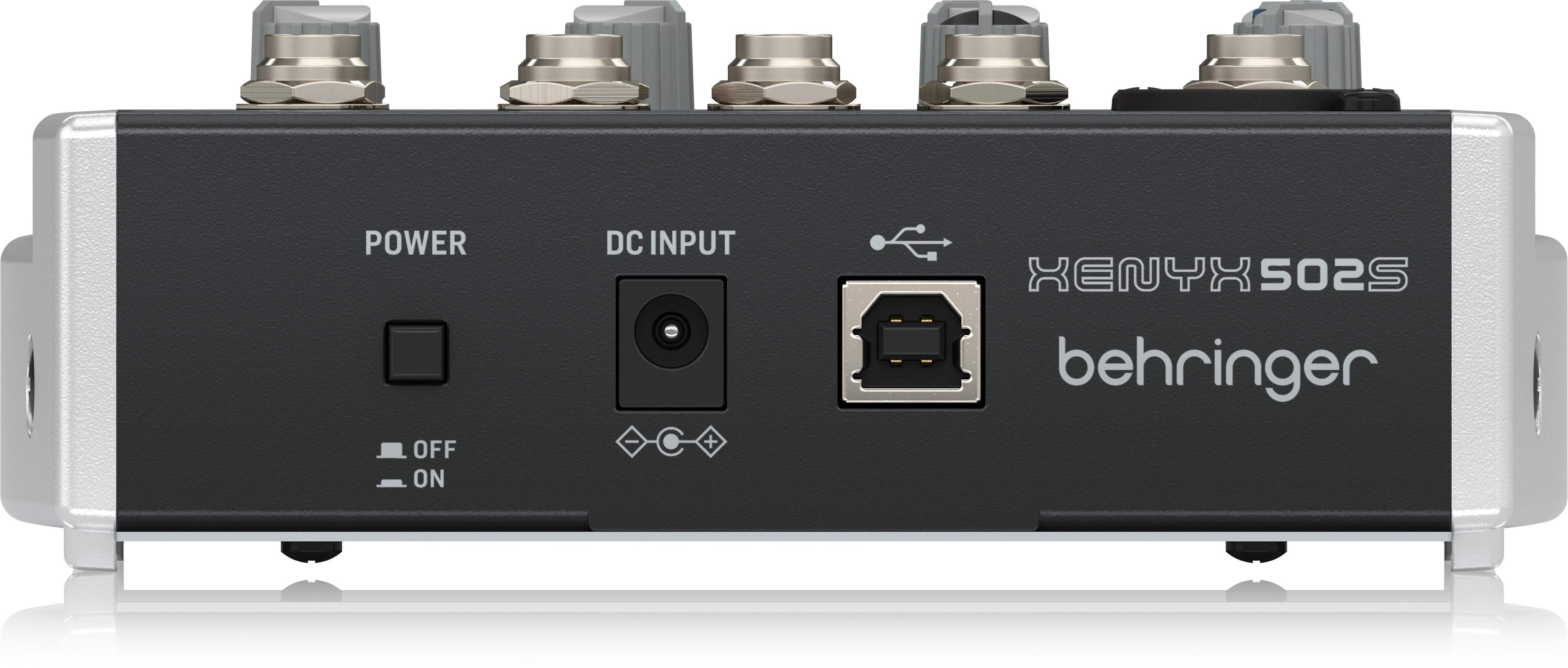 502S背面。POWERスイッチ、DC INPUTとUSB Type B端子が並びます。