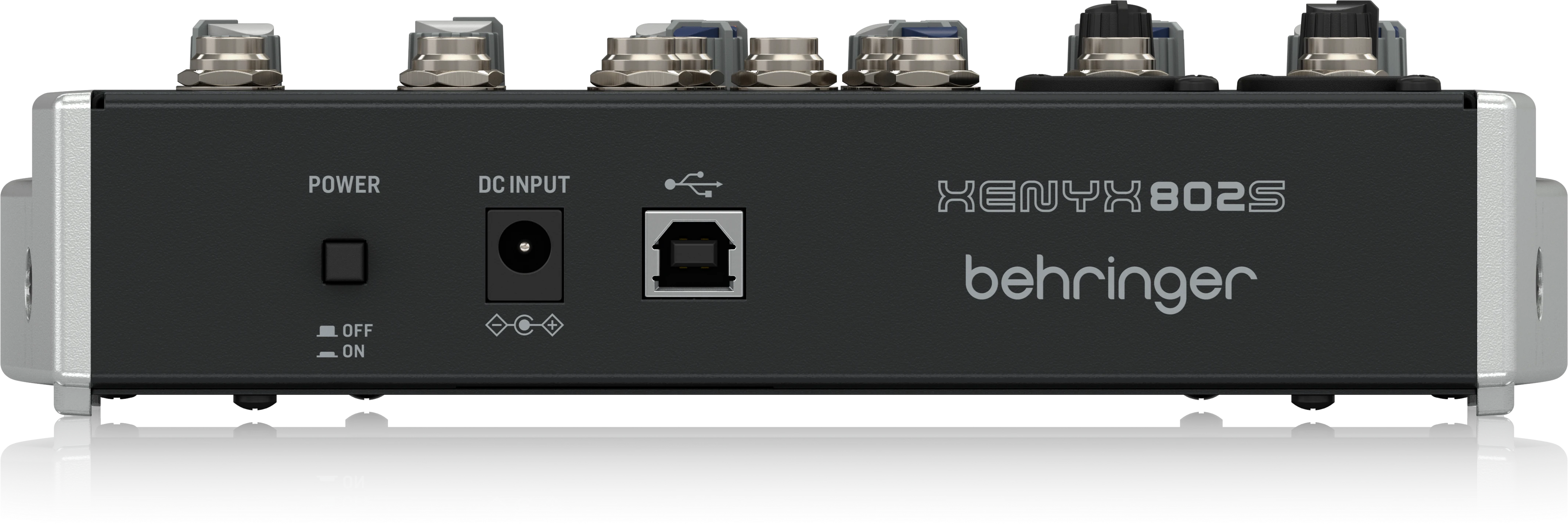 802S背面。POWERスイッチ、DC INPUT、USB Type B端子。音声端子と電源・PC接続を分けて配線します。